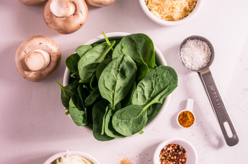 Healthy Spinach Stuffed Mushrooms