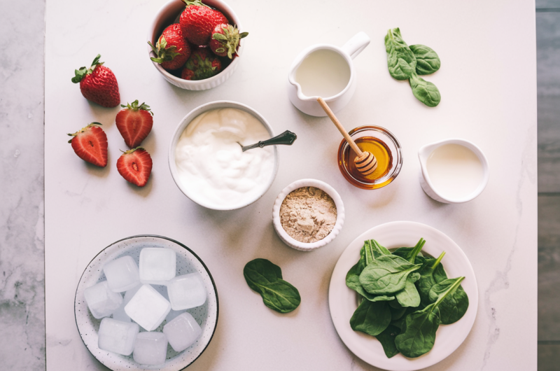 Creamy Spring Strawberry Smoothie